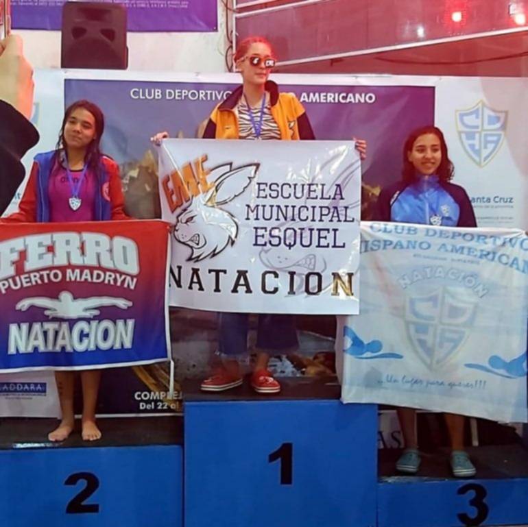 Tres medallas para la Natación de Esquel