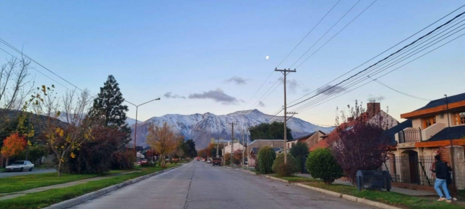 Lunes feriado con máxima de 10°C en Esquel