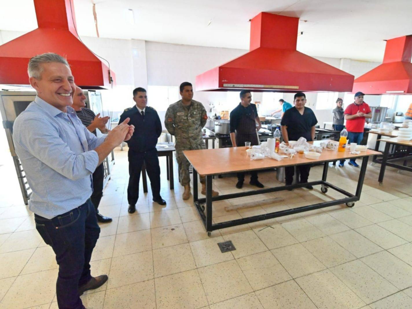 En la previa del 1 de mayo, Arcioni compartió un locro multitudinario con trabajadores