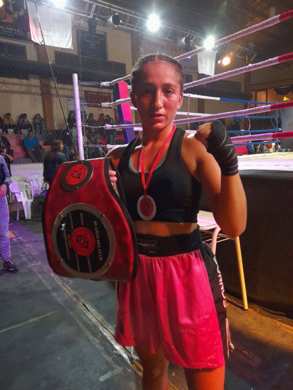 Milagros González se quedó con el Cinturón 80º Aniversario de Fontana de Trevelin