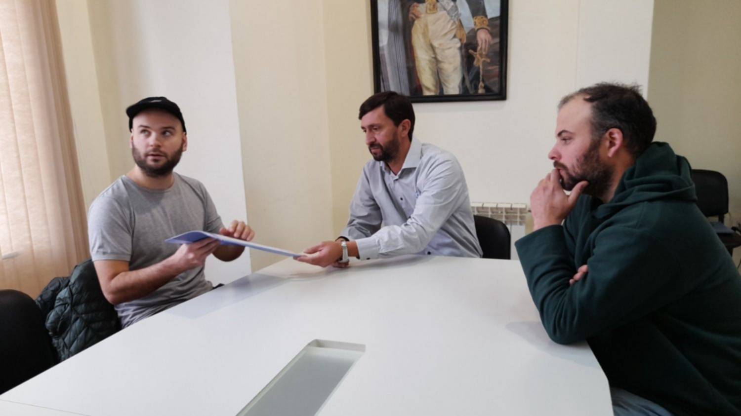 Invierten 60 millones en Trevelin para una planta procesadora de rosa mosqueta