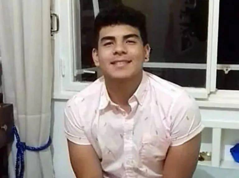 Ahora dicen que Fernando Báez Sosa  llegó con vida al hospital de Villa Gesell