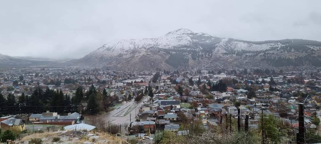 Viernes con niebla y lluvias aisladas en Esquel