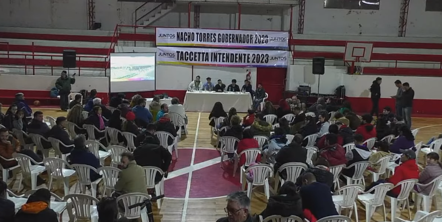 Matías Taccetta presentó el eje Esquel Ciudad Deportiva